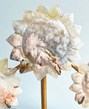 Load image into Gallery viewer, Flower Agate Small Sunflowers