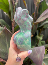 Load image into Gallery viewer, Ruby Fuchsite Kyanite XL Body