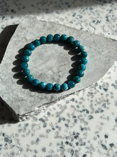 Load image into Gallery viewer, High Grade Apatite 6-8mm Bracelet