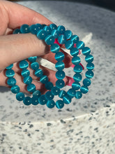 Load image into Gallery viewer, Blue Cats Eye 8mm Bracelet