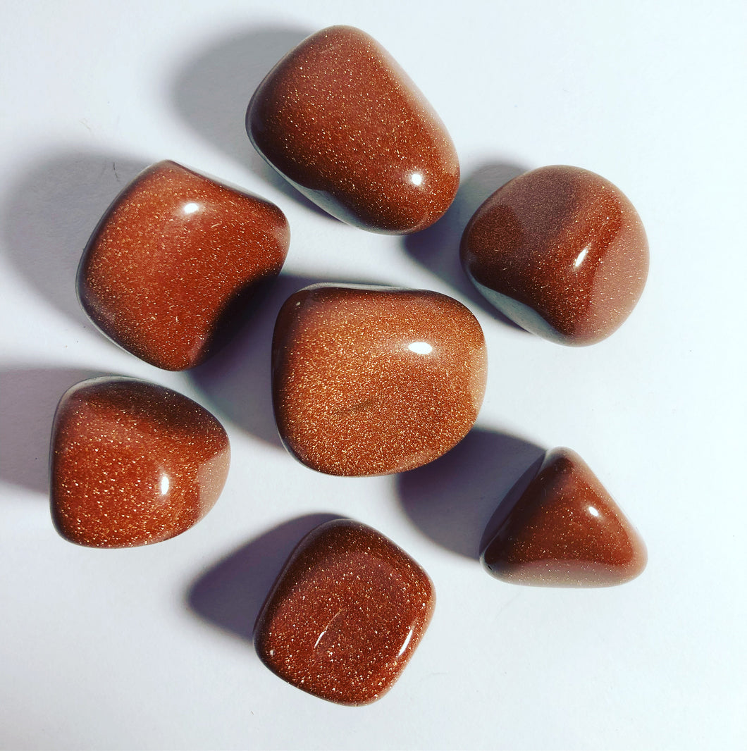 Gold Sandstone Tumbles